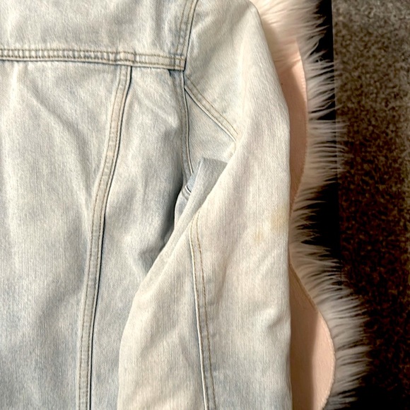 💎Levi’s💎Shearling Trucker Jean Jacket - Picture 15 of 16